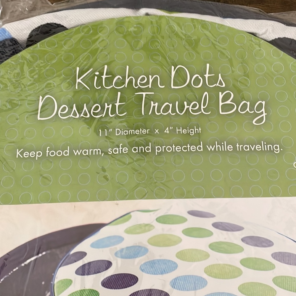 New In‎ Package * Dessert Travel Bag * 11" Diameter x 4" Height - Picture 3 of 6
